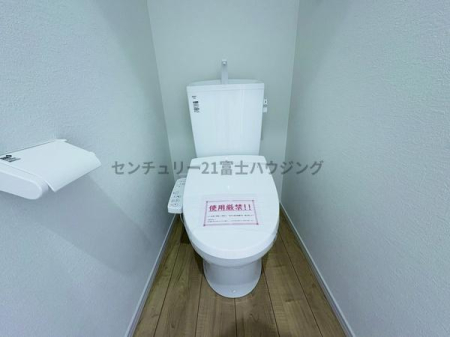 �_�ސ쌧������s���c1���ڂ̐V�z��ˌ��Ẵg�C��