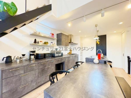 �_�ސ쌧������s���a�c1���ڂ̒��È�ˌ��ẴL�b�`��