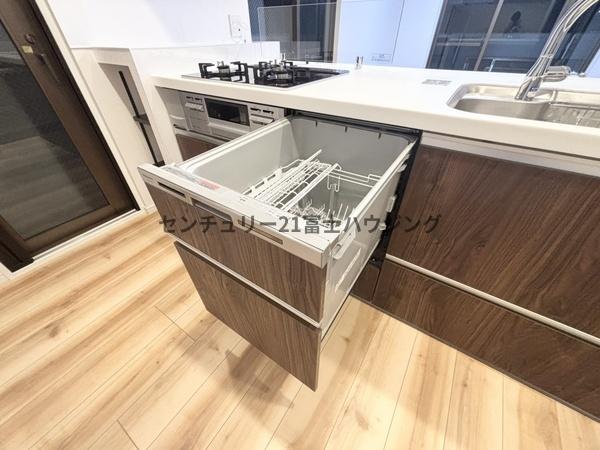 �_�ސ쌧����s���� 669-4�̒��Ã}���V�����̃L�b�`��