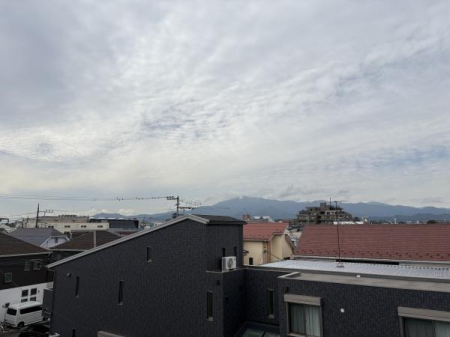 _ސ쌧؎s̐VzˌĂ̏Z˂̒]ʐ^