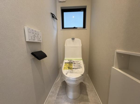 _ސ쌧؎s̐VzˌẴgC