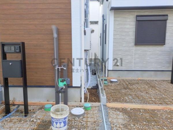 �_�ސ쌧������s�l�{��̐V�z��ˌ��Ẳ摜