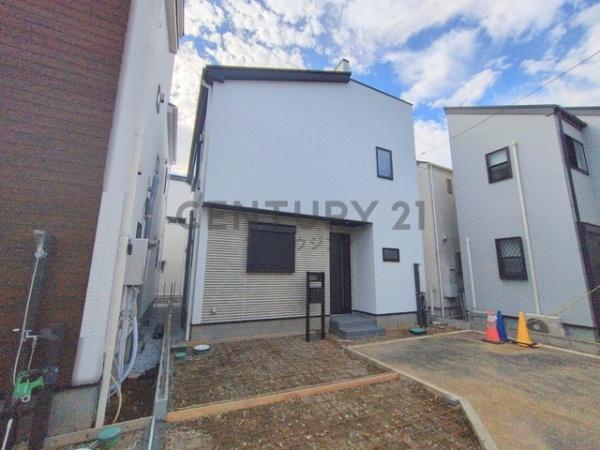 �_�ސ쌧������s�l�{��̐V�z��ˌ��Ẳ摜