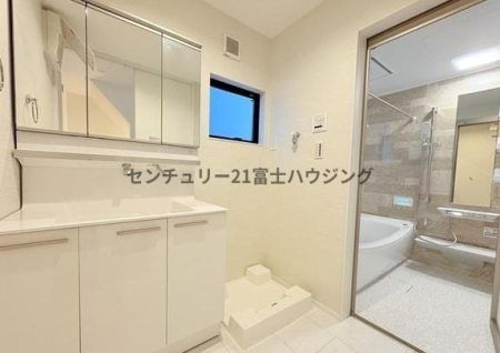 _ސ쌧sԑ򒬂̐VzˌĂ̐ʑEʏ