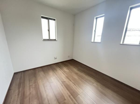 �_�ސ쌧������s����3���ڂ̐V�z��ˌ��Ă̗m��