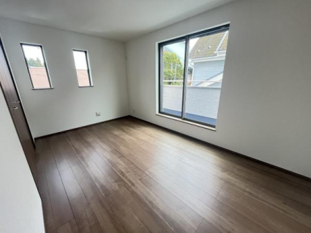 �_�ސ쌧������s����3���ڂ̐V�z��ˌ��Ă̗m��