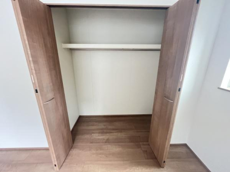 �_�ސ쌧������s����3���ڂ̐V�z��ˌ��Ă̎��[