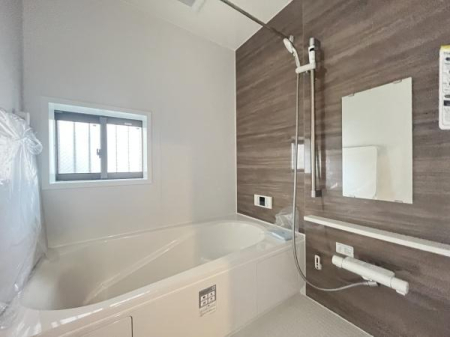 �_�ސ쌧������s����3���ڂ̐V�z��ˌ��Ă̗���