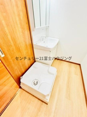 �_�ސ쌧���q�s���{�̒��Ã}���V�����̐��ʑ�E���ʏ�