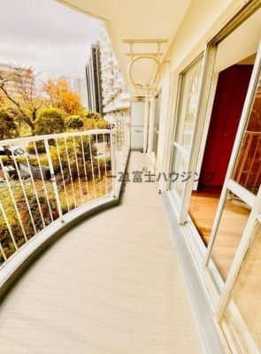 �_�ސ쌧���q�s���{�̒��Ã}���V�����̃o���R�j�[