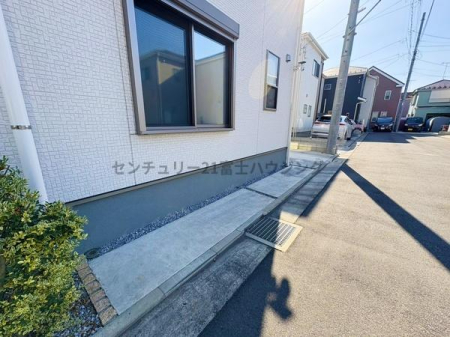 _ސ쌧s̒ÈˌĂ̑OʓH܂ތnʐ^