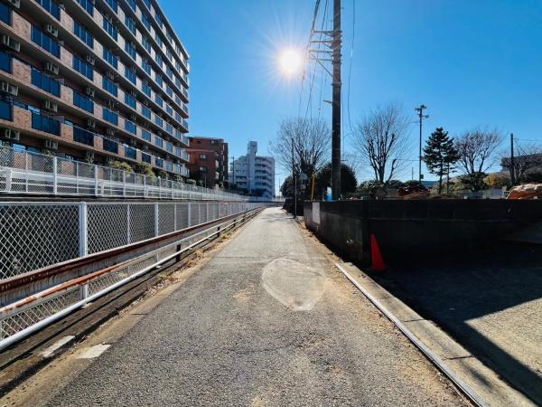 _ސ쌧sΐ6ڂ̐VzˌĂ̑OʓH܂ތnʐ^