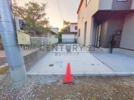 �_�ސ쌧����s�����C��3���ڂ̐V�z��ˌ��Ă̂��̑����n