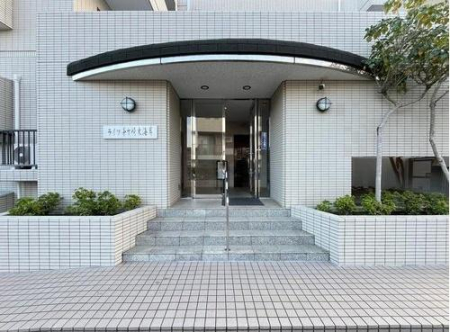 �_�ސ쌧������s���C�ݓ�1���ڂ̒��Ã}���V�����̃G���g�����X