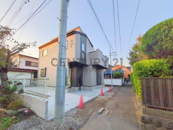 �_�ސ쌧����s�����C��3���ڂ̐V�z��ˌ��Ă̑O�ʓ��H�܂ތ��n�ʐ^