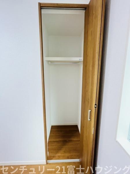 �_�ސ쌧������s����4���ڂ̐V�z��ˌ��Ă̎��[