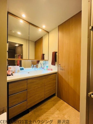 �_�ސ쌧���l�s����搣�˂̒��Ã}���V�����̐��ʑ�E���ʏ�