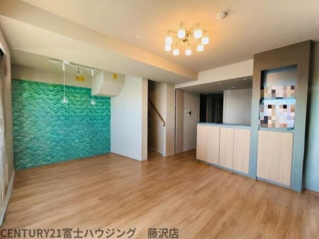 �_�ސ쌧���l�s����搣�˂̒��Ã}���V�����̃��r���O