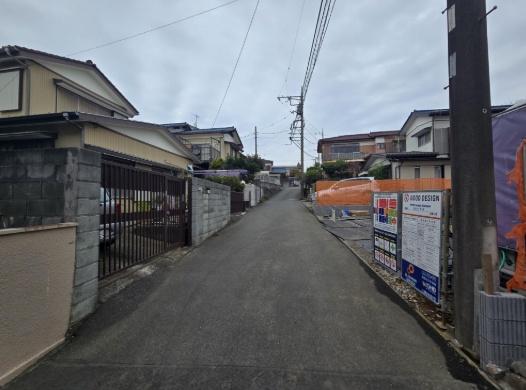 _ސ쌧sŖ߂̐VzˌĂ̑OʓH܂ތnʐ^