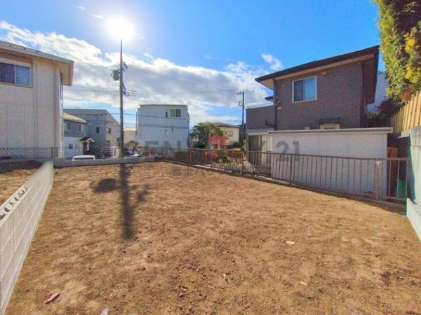 �_�ސ쌧������s�H��3���ڂ̐V�z��ˌ��Ẳ摜