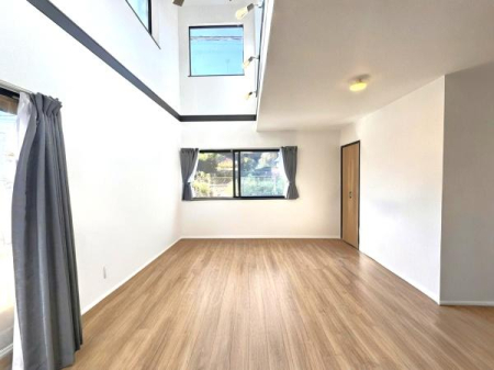 _ސ쌧qsv5ڂ̒ÈˌẴrO