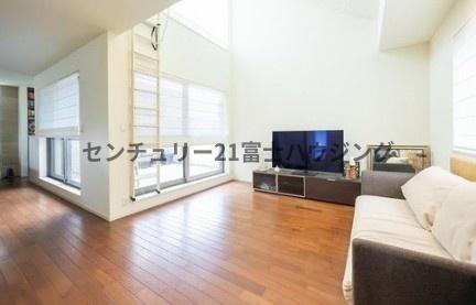 _ސ쌧sCݖk5ڂ̒ÈˌẴrO