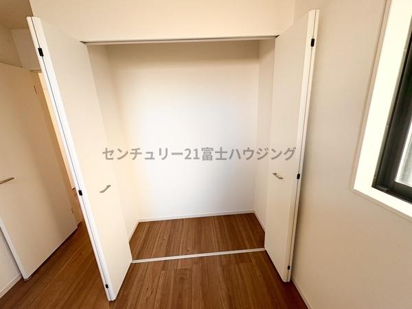 �_�ސ쌧������s����2���ڂ̐V�z��ˌ��Ă̎��[