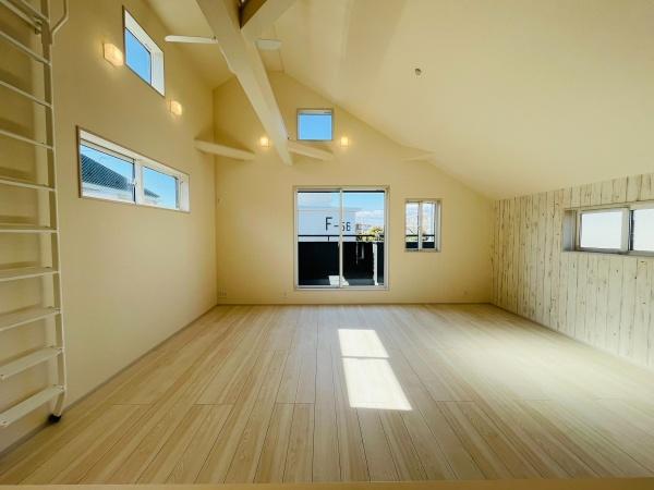 �_�ސ쌧������s�����u2���ڂ̐V�z��ˌ��Ẵ��r���O