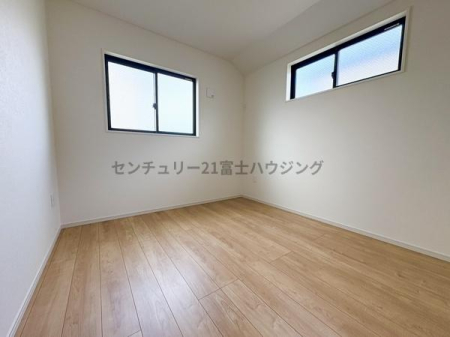 �_�ސ쌧������s����2���ڂ̐V�z��ˌ��Ă̗m��