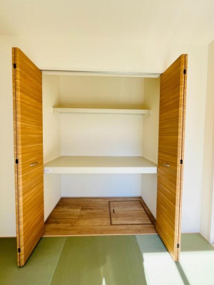 �_�ސ쌧������s�����u2���ڂ̐V�z��ˌ��Ă̎��[