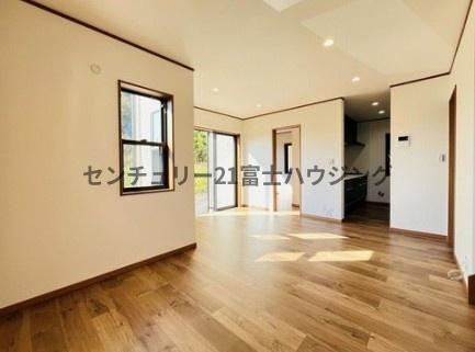 _ސ쌧s4ڂ̒ÈˌẴrO