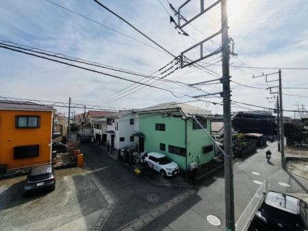 �_�ސ쌧������s��̐V�z��ˌ��Ă̏Z�˂���̒��]�ʐ^