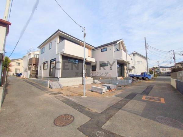 �_�ސ쌧������s���6���ڂ̐V�z��ˌ��Ă̑O�ʓ��H�܂ތ��n�ʐ^