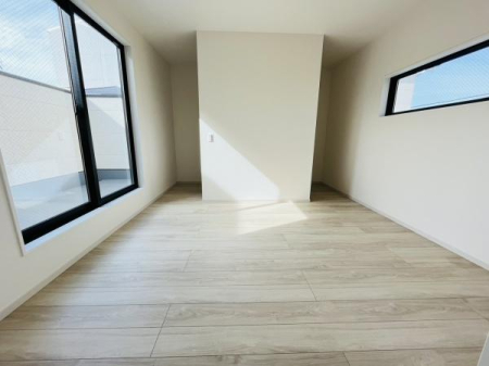 �_�ސ쌧������s��̐V�z��ˌ��Ă̗m��