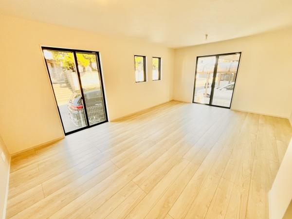 �_�ސ쌧���ˎs�K���̐V�z��ˌ��Ẵ��r���O