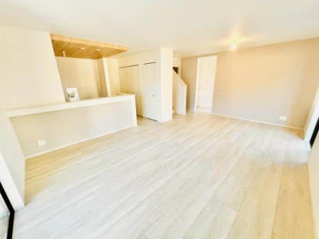 �_�ސ쌧���ˎs�K���̐V�z��ˌ��Ẵ��r���O