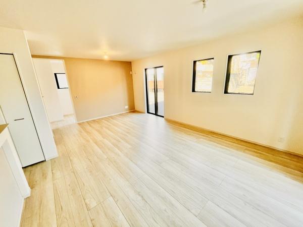 �_�ސ쌧���ˎs�K���̐V�z��ˌ��Ẵ��r���O