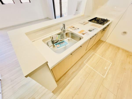 �_�ސ쌧���ˎs�K���̐V�z��ˌ��ẴL�b�`��