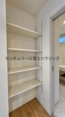 �_�ސ쌧������s�����u2���ڂ̐V�z��ˌ��Ă̎��[