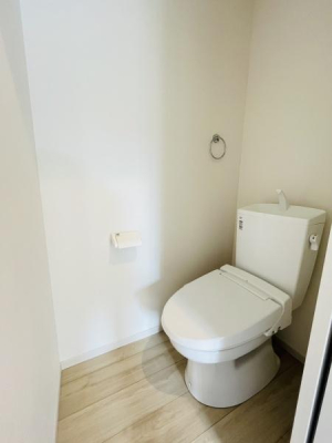 �_�ސ쌧������s����1���ڂ̐V�z��ˌ��Ẵg�C��