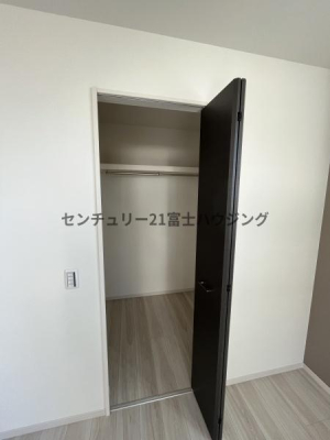 �_�ސ쌧������s���5���ڂ̐V�z��ˌ��Ă̎��[