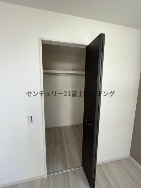 �_�ސ쌧������s���5���ڂ̐V�z��ˌ��Ă̎��[