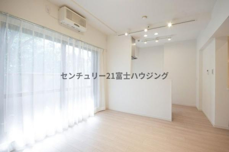 _ސ쌧s3ڂ̒Ã}ṼrO