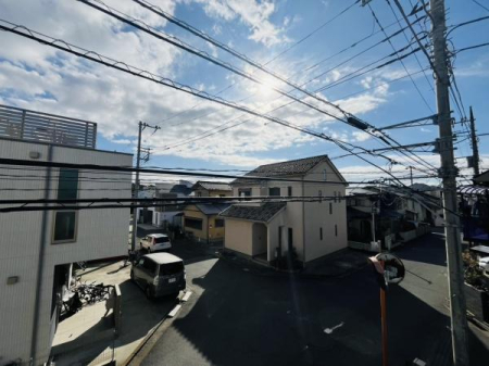 �_�ސ쌧������s�����C�݂̒��È�ˌ��Ă̏Z�˂���̒��]�ʐ^