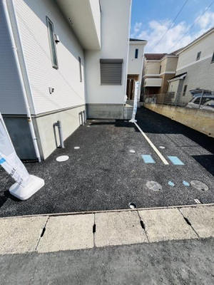 �_�ސ쌧������s���2���ڂ̐V�z��ˌ��Ă̒��ԏ�