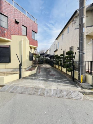 �_�ސ쌧������s�l�V���̒��È�ˌ��Ă̒��ԏ�