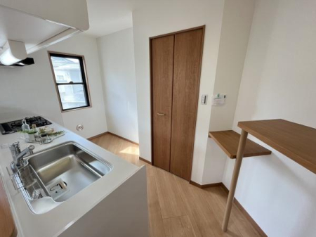 �_�ސ쌧������s�l�V���̒��È�ˌ��ẴL�b�`��