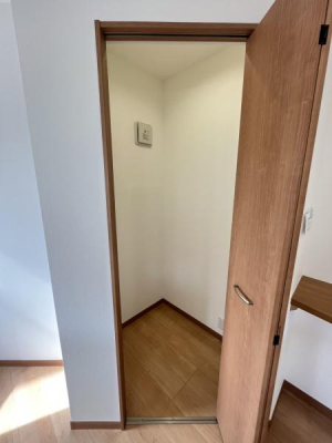 �_�ސ쌧������s�l�V���̒��È�ˌ��Ă̎��[