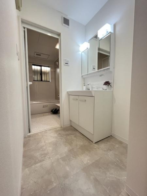 �_�ސ쌧������s�l�V���̒��È�ˌ��Ă̐��ʑ�E���ʏ�