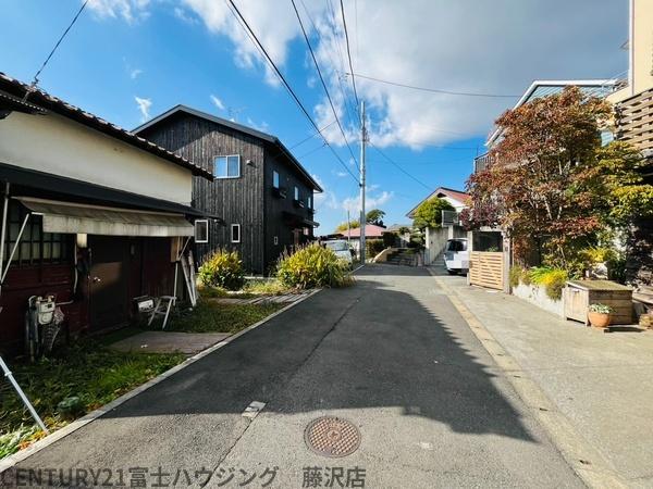 _ސ쌧qs̓yn̑OʓH܂ތnʐ^